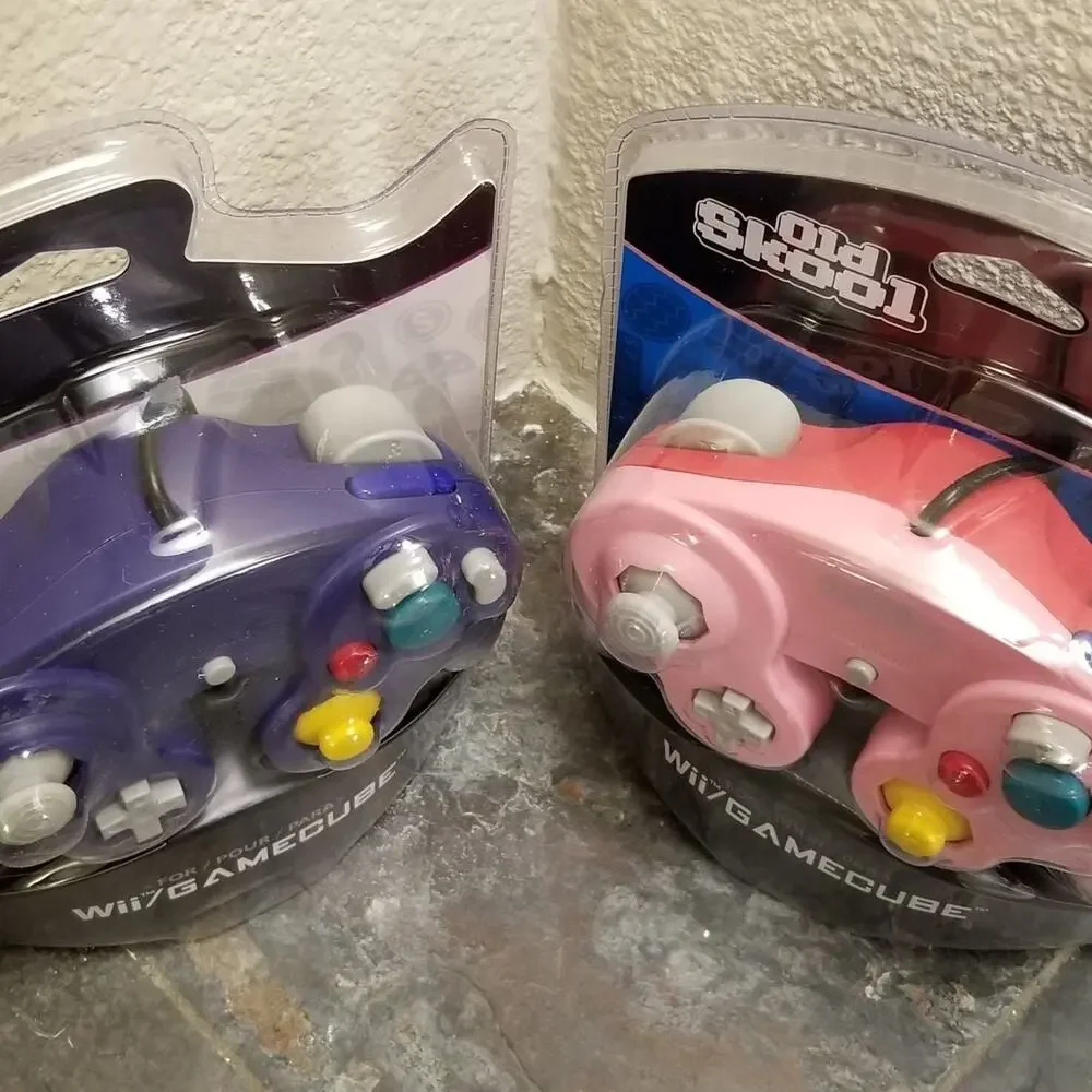2 Gamecube Controllers - Purple & Pink (NEW) - Nintendo - Old Skool